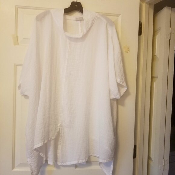 ELEVEN STITCH DESIGN crinkle asymmetrical hem Tunic top XXL - Picture 1 of 7